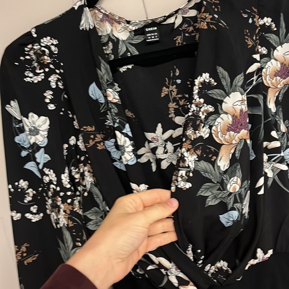 Shein wrap body suit - Picture 2 of 2